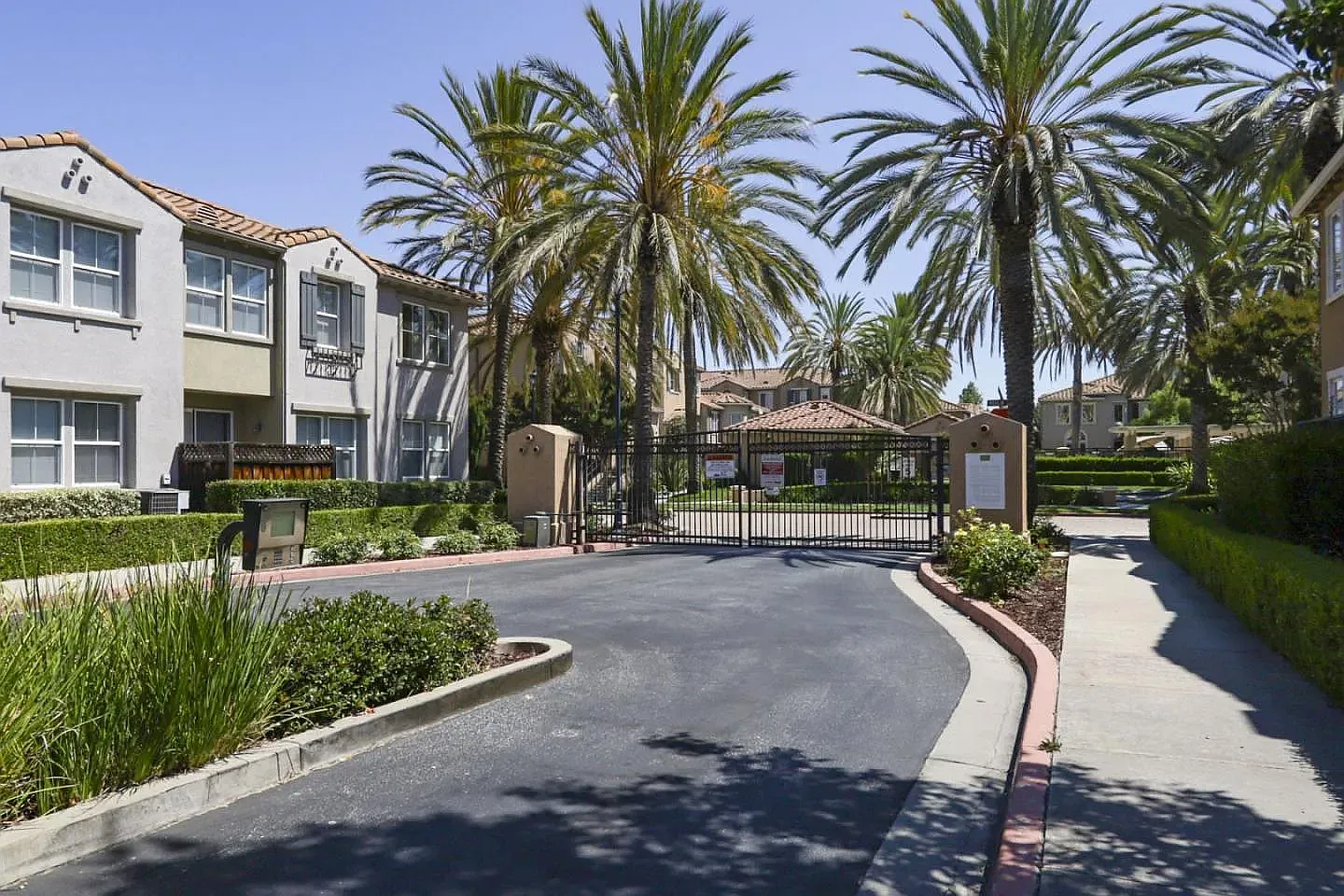 Garzoni Pl, Santa Clara — Photo 1
