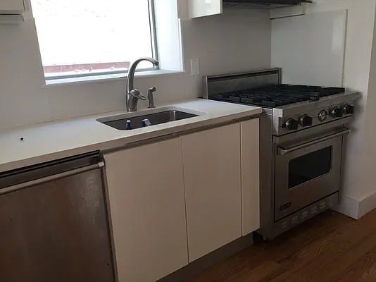 Rented by Bohemia Realty Group | media 3