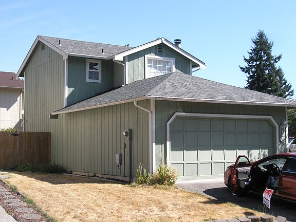 2nd image of 622 Malibu Dr SE