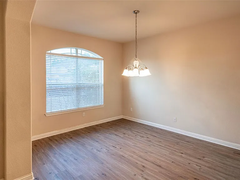 205 Arrowhead Trl — Photo 8