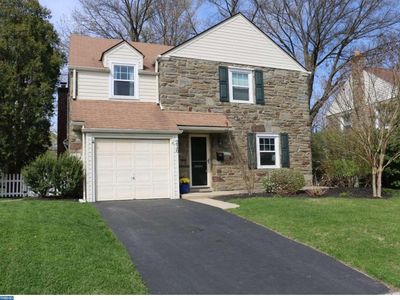 216 Lee Cir, Bryn Mawr, PA, 19010