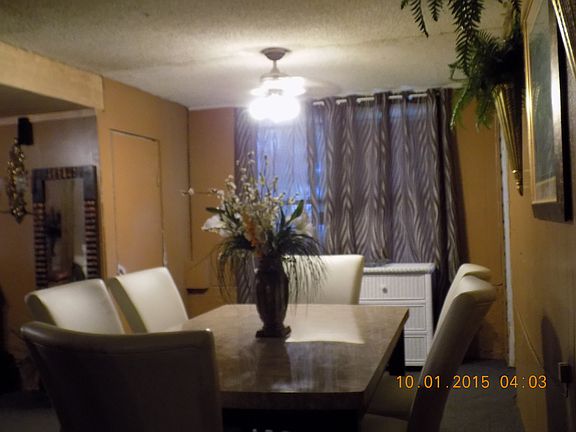 5th image of 707 E 12th St