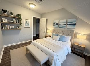 280 5th St APT 3, Fall River, MA 02721