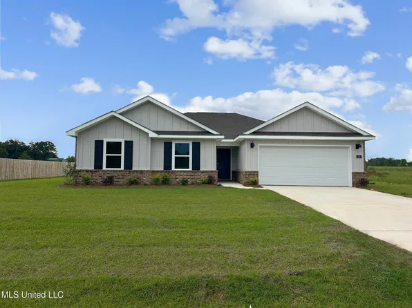 133 Mill Ct, Lucedale, MS 39452