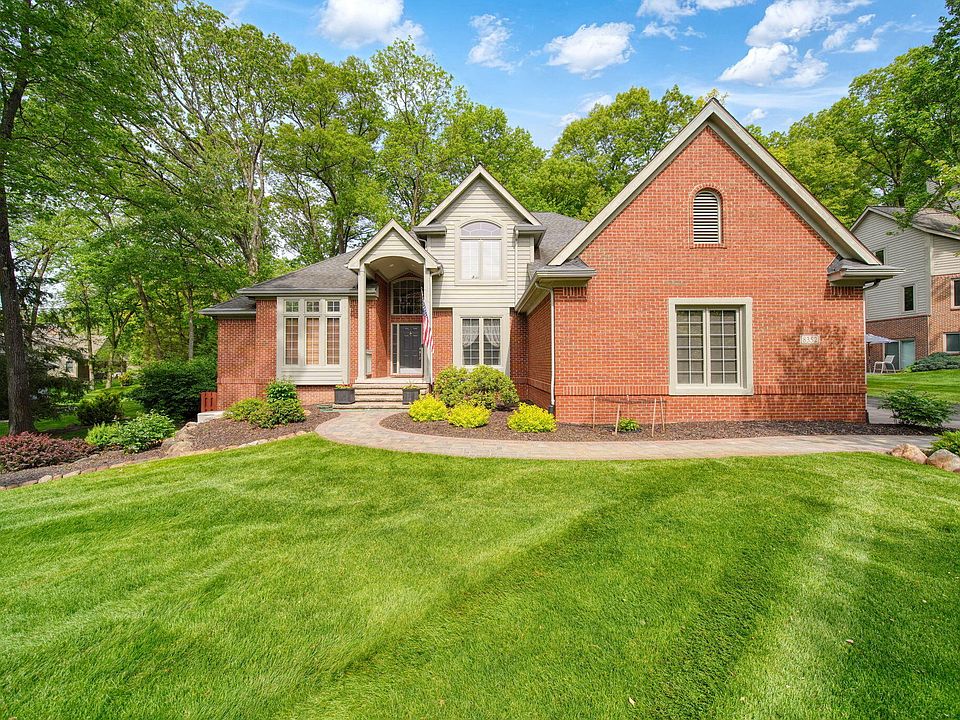 1st image of 8352 Alta Vista Dr