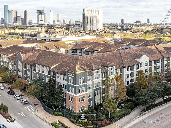 4th image of 225 S Heights Blvd #1306