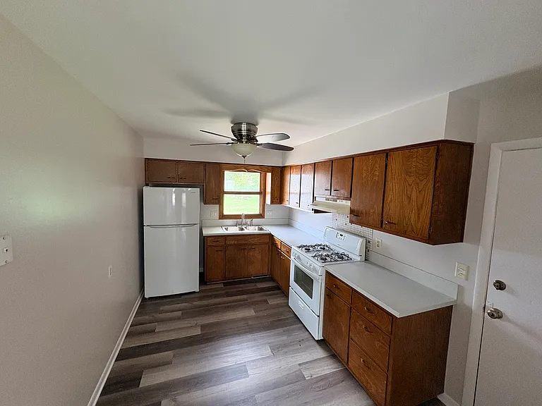 1735 Greene Ct #B — Photo 2