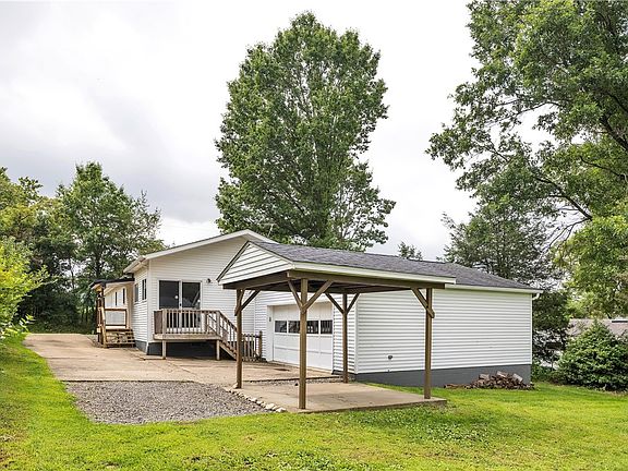 3rd image of 139 Booth Rd