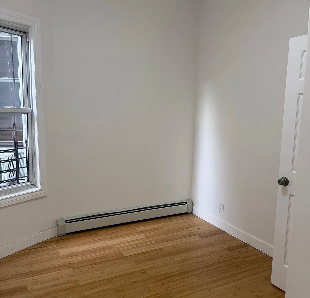 3 bed, $3,454 — Photo 2