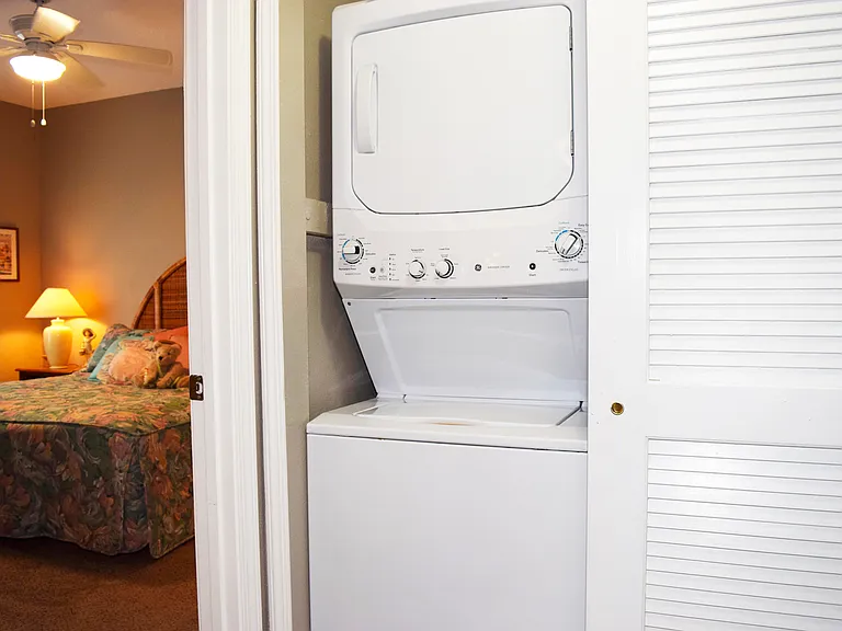 WASHER & DRYER IN UNIT