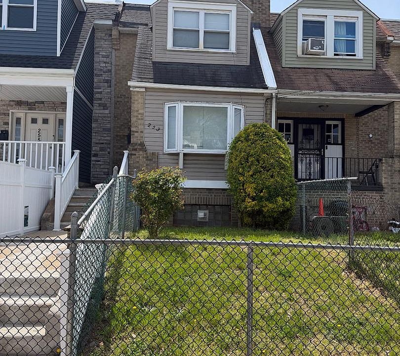 1st image of 253 Morse St