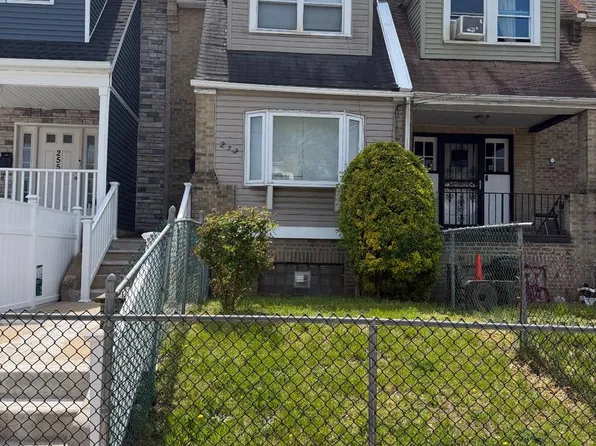 253 Morse St, Camden, NJ 08105