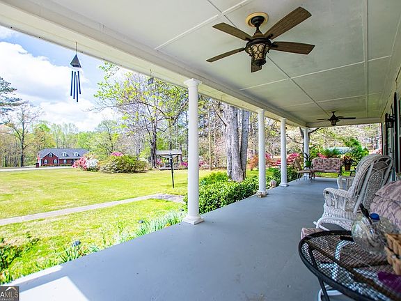 2nd image of 1011 Rainey Rd