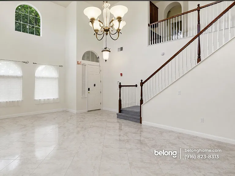 131 Cognac Cir — Photo 4