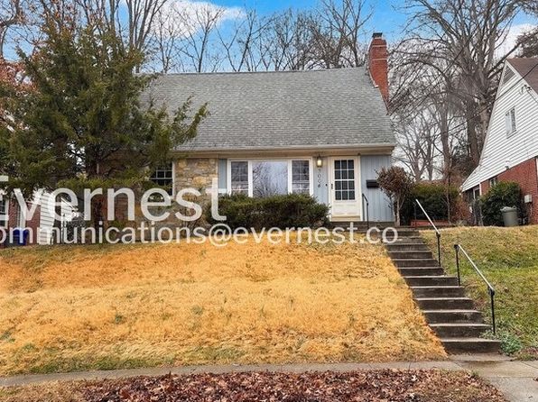 3004 Parkway