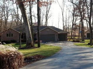 2909 E Orchid Ln, Oregon, IL 61061