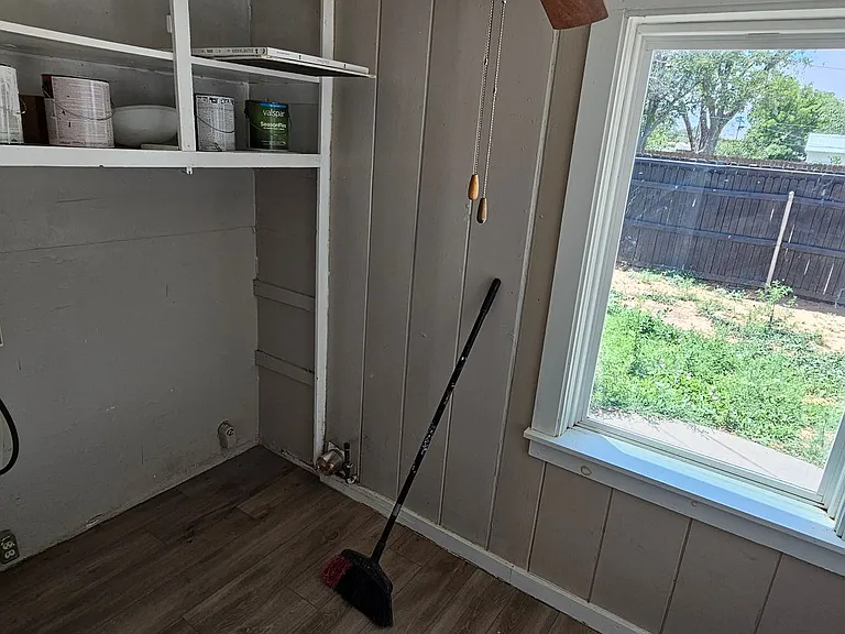 1404 S Avenue I #1119 — Photo 8
