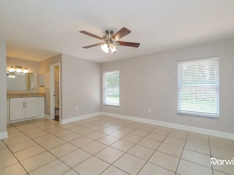 626 McKinley Ct — Photo 8