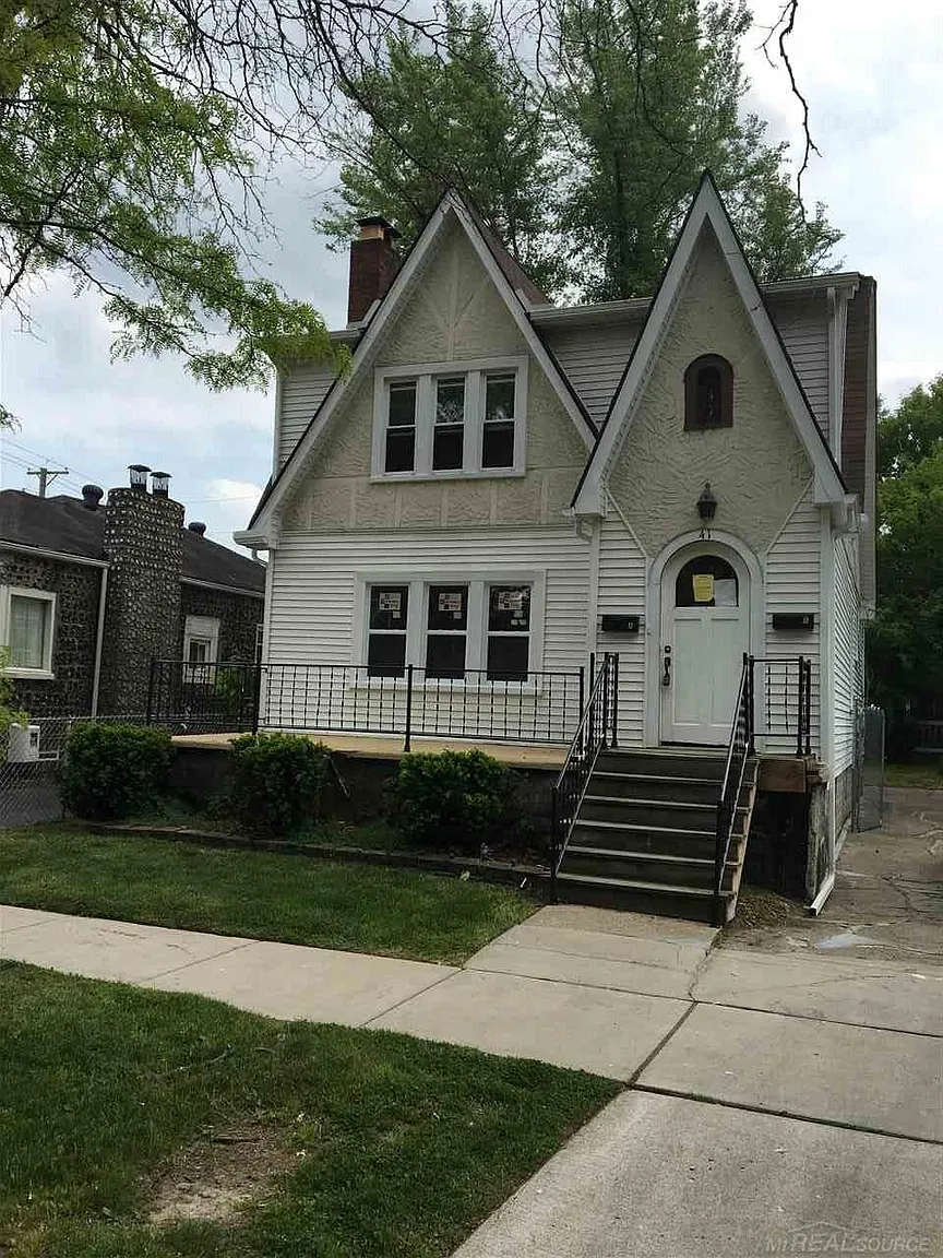 41 W Elza Ave photo 1
