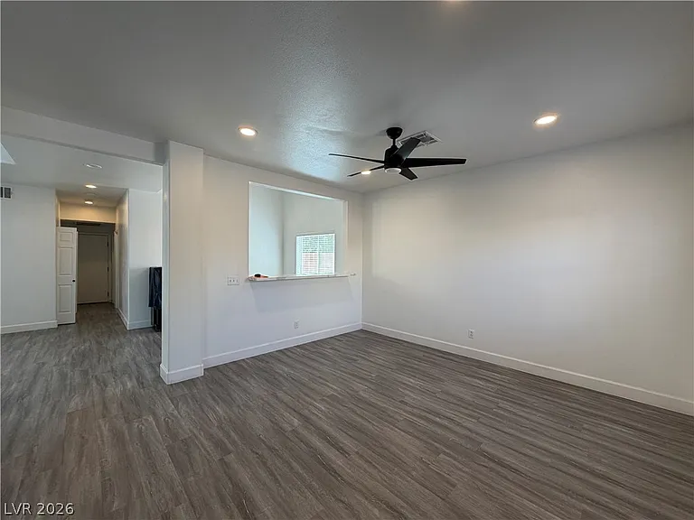 2456 Sheltered Meadows Ln — Photo 8