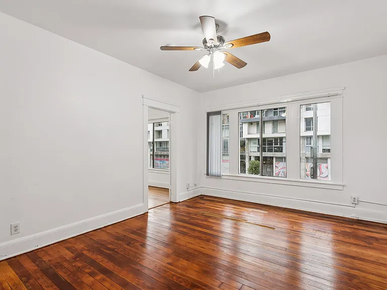 1220 S. Olive St. — Photo 18
