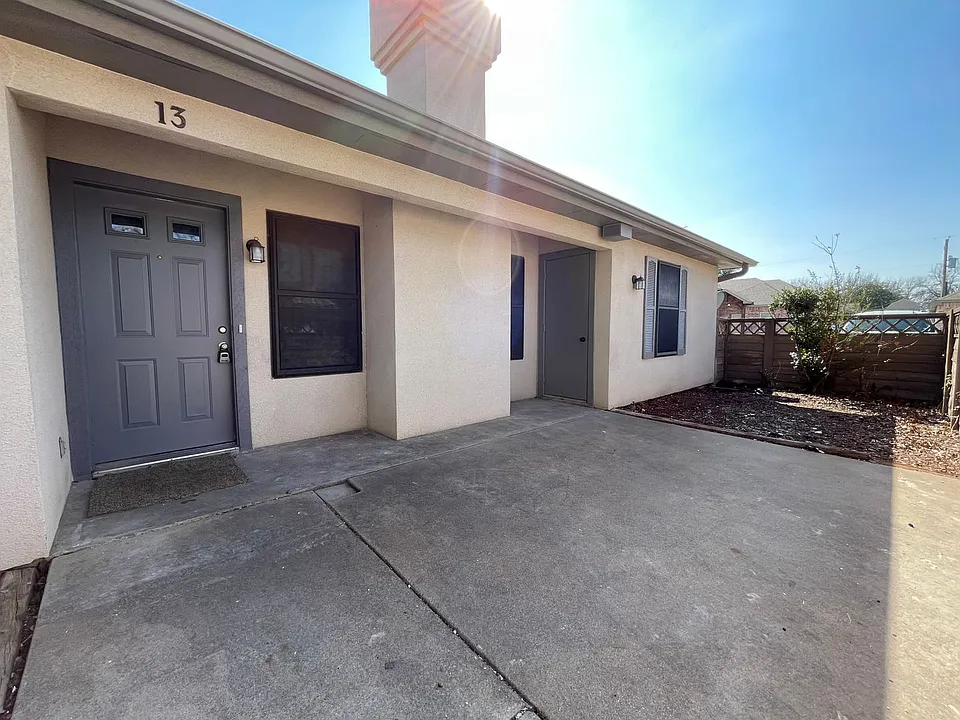 206 S Nolan River Rd #13