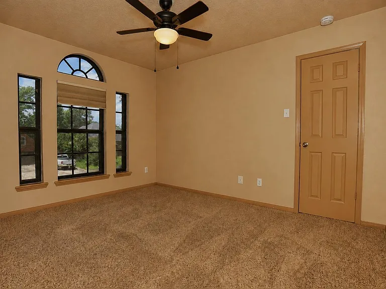 112 Portulaca St — Photo 12
