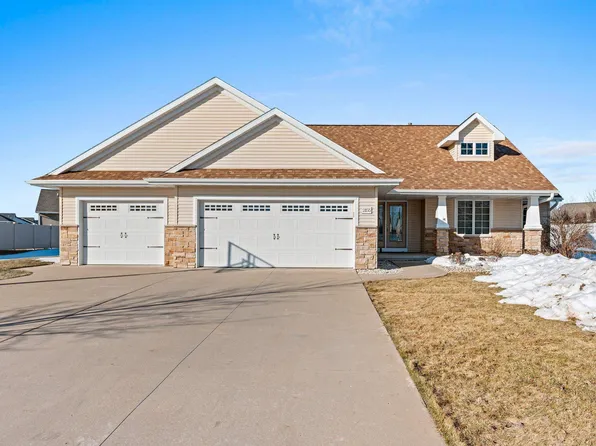 2155 Mahogany Trl, De Pere, WI 54115