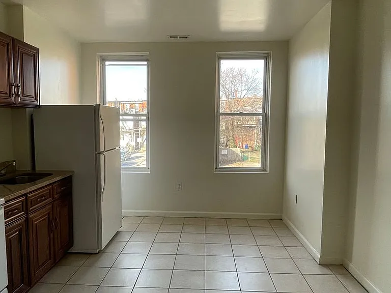 2516 N. Charles St. — Photo 4