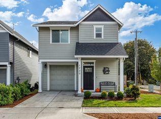 1730 E Darby Ct, Newberg, OR 97132