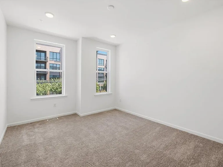 500 Willow St #508 — Photo 15