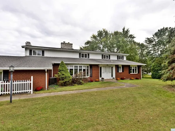 486 Hudson Ave, Stillwater, NY 12170