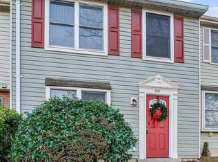 3657 Woodhaven Ct, Woodbridge, VA 22192
