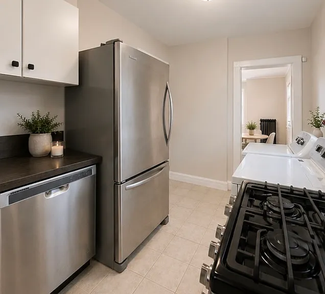 27 Forest Ave #2 — Photo 3