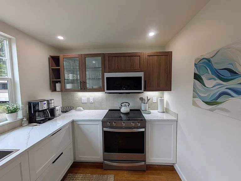 Fully stocked kitchen with everything you need