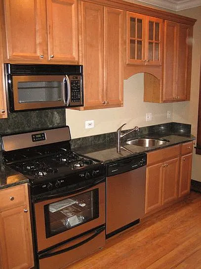 3521 W Argyle St #2 — Photo 1