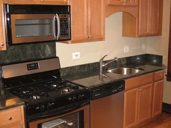 3521 W Argyle St #2, Chicago, IL 60625