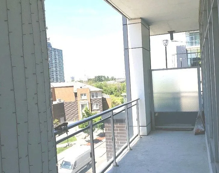 365 Prince Of Wales Dr #408 — Photo 18