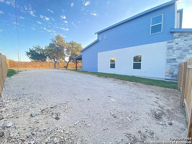 2126 Village Pkwy — Photo 50