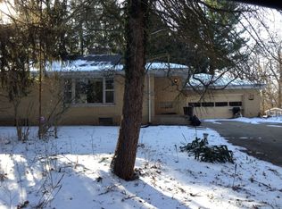 11020 Elmwood Dr, New Buffalo, MI 49117