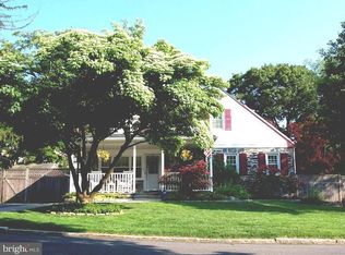 9 Braxton Rd, Bryn Mawr, PA 19010