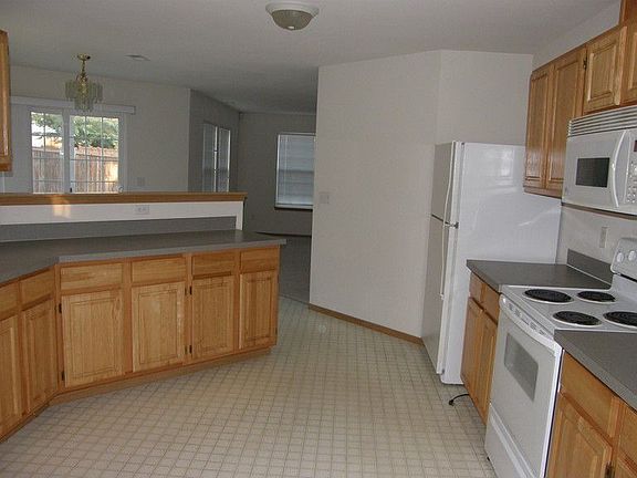 4th image of 13019 171st St E