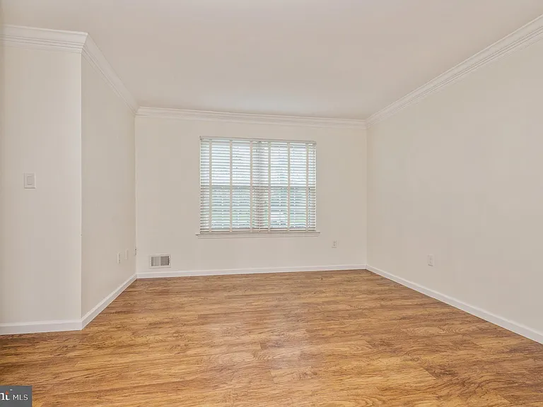 101 Quince Ct — Photo 13