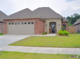 37167 Sills Dr, Prairieville, LA 70769