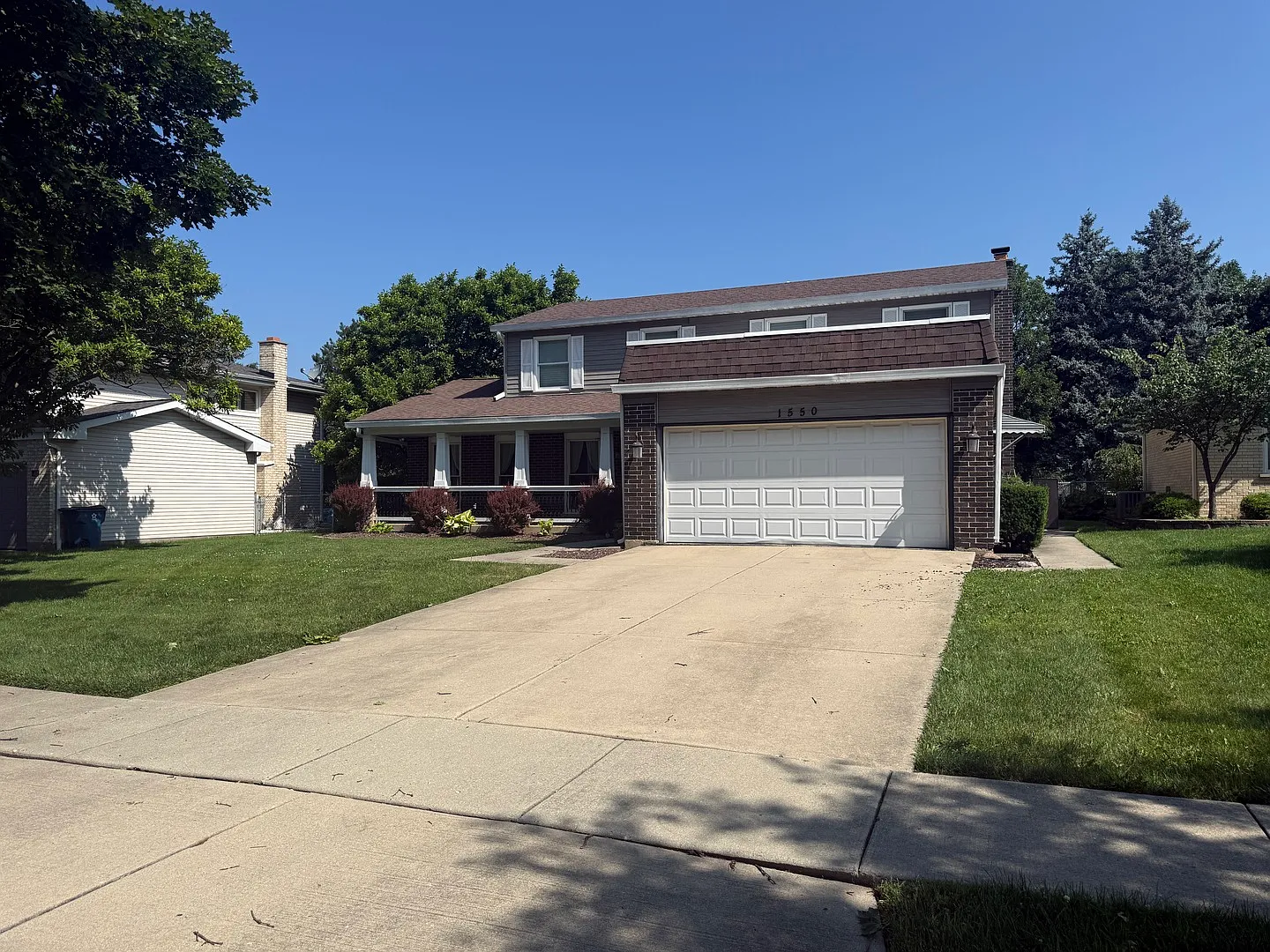 4 bed, 2.5 bath, $4,200 — Photo 2