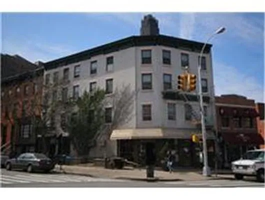 Rented by Douglas Elliman | media 32