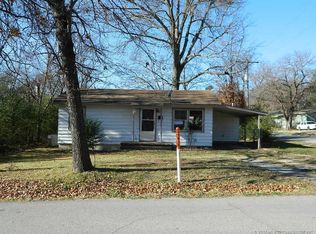 109 N Cedar Ave, Tahlequah, OK 74464