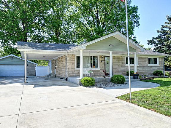 2nd image of 8110 Pandorea Dr
