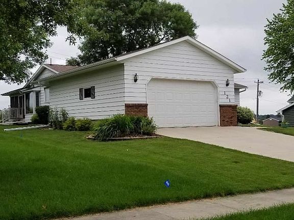4th image of 121 Anton Dr