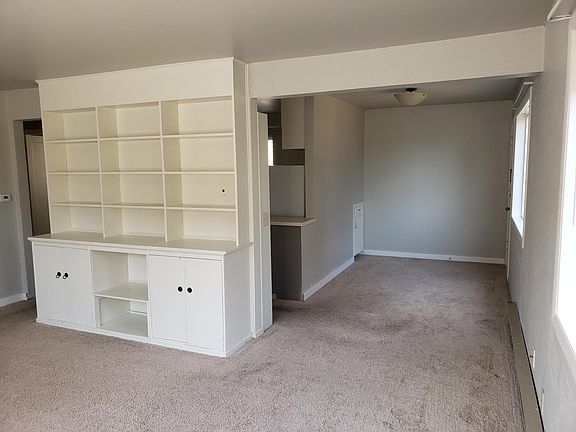 2nd image of 4060 2nd Ave NE #C
